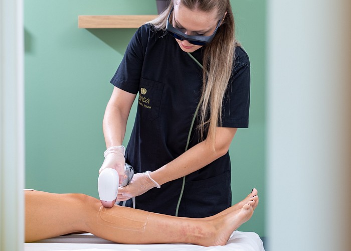 Womans Body Area: Γλουτοί